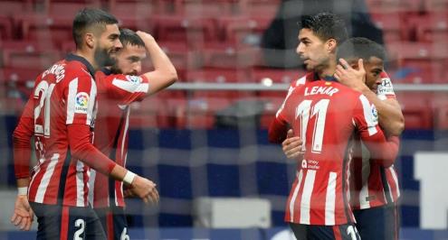 سواريز وكوستا يقودان أتلتيكو للفوز على إلتشي وتعزيز صدارة الليجا